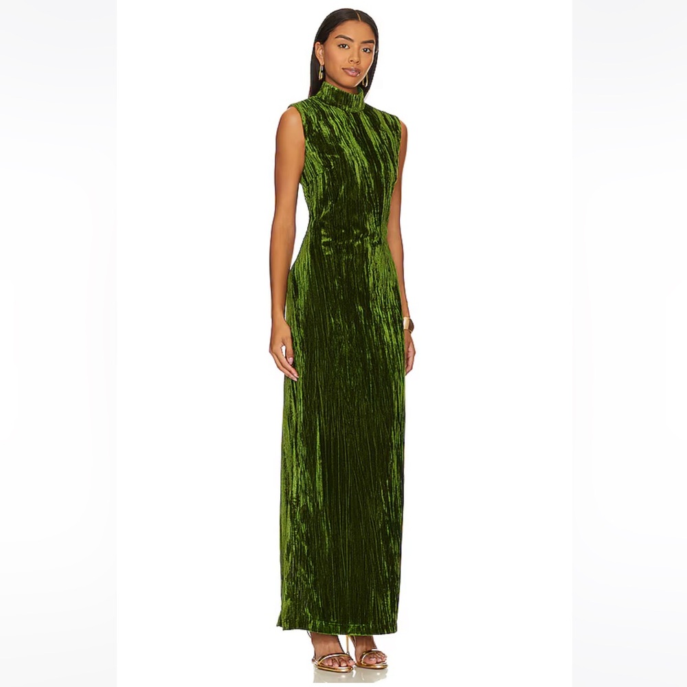 NBD Crinkled Velvet Backless Dress